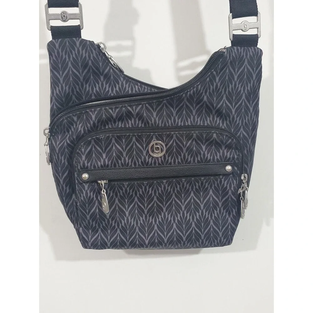 Baggallini this crossbody